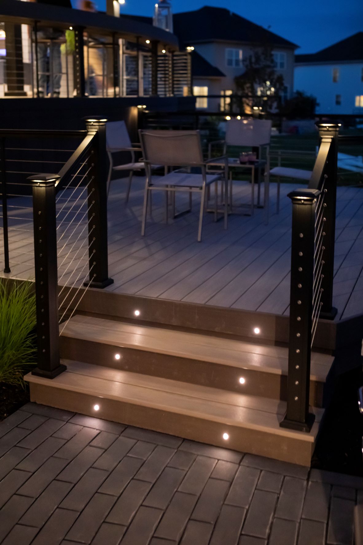3 Style Choices When Selecting Aluminum Railing Keylink